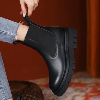 2022 Pomlad Jesen Žensk Chelsea Škornji Krog Vodja Platforme za Ženske Čevlje Zdrsne na Kratko Škornji Ravno Pete Ženske Škornji